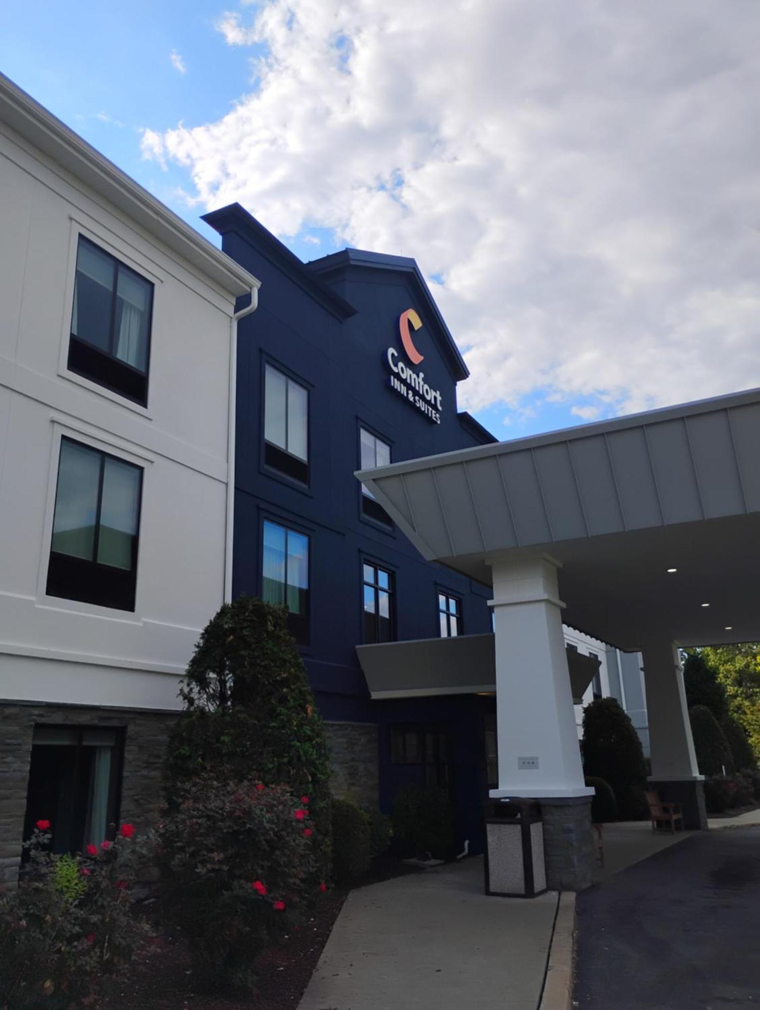 Comfort Inn & Suites Tunkhannock Buitenkant foto