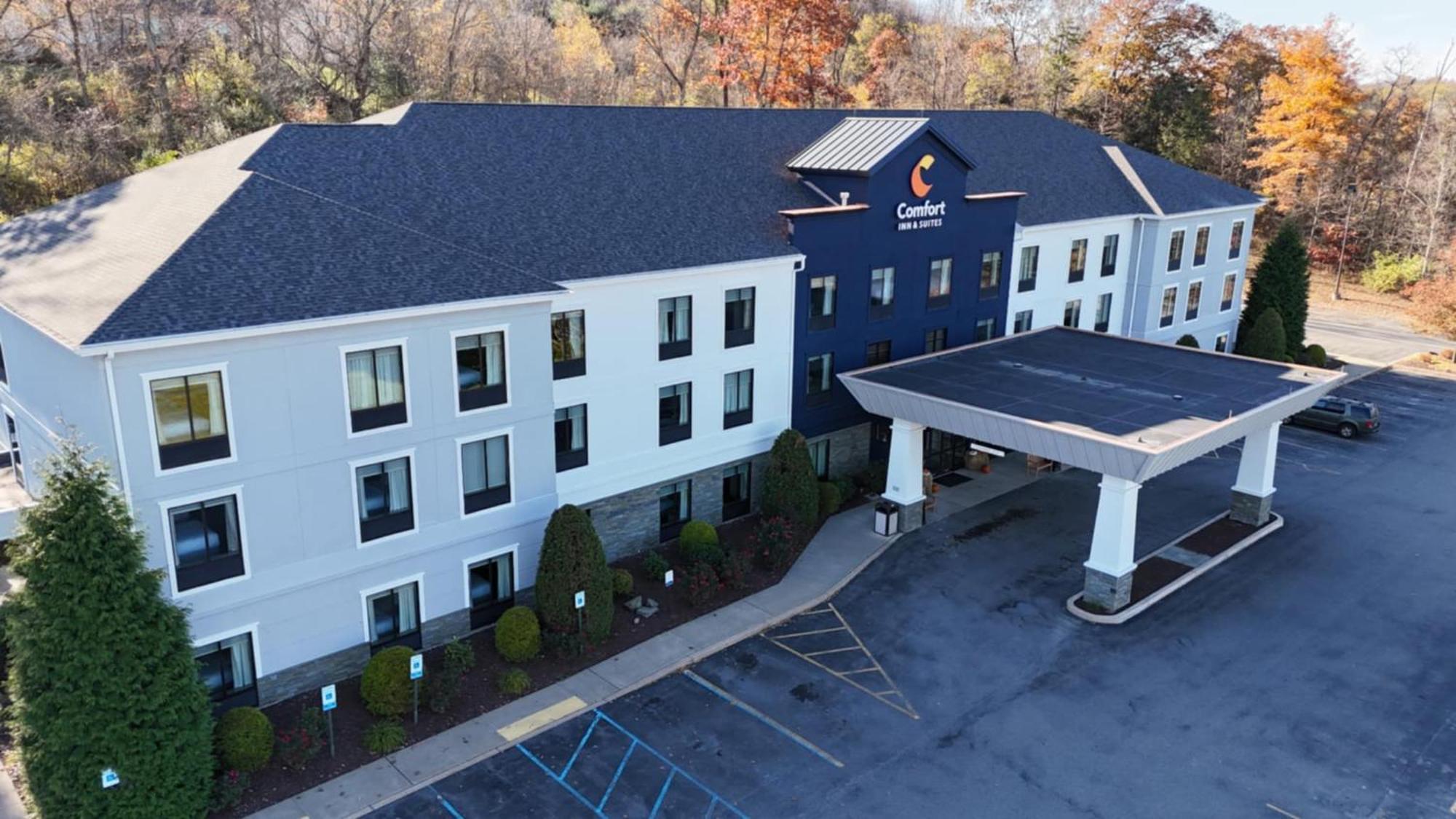 Comfort Inn & Suites Tunkhannock Buitenkant foto