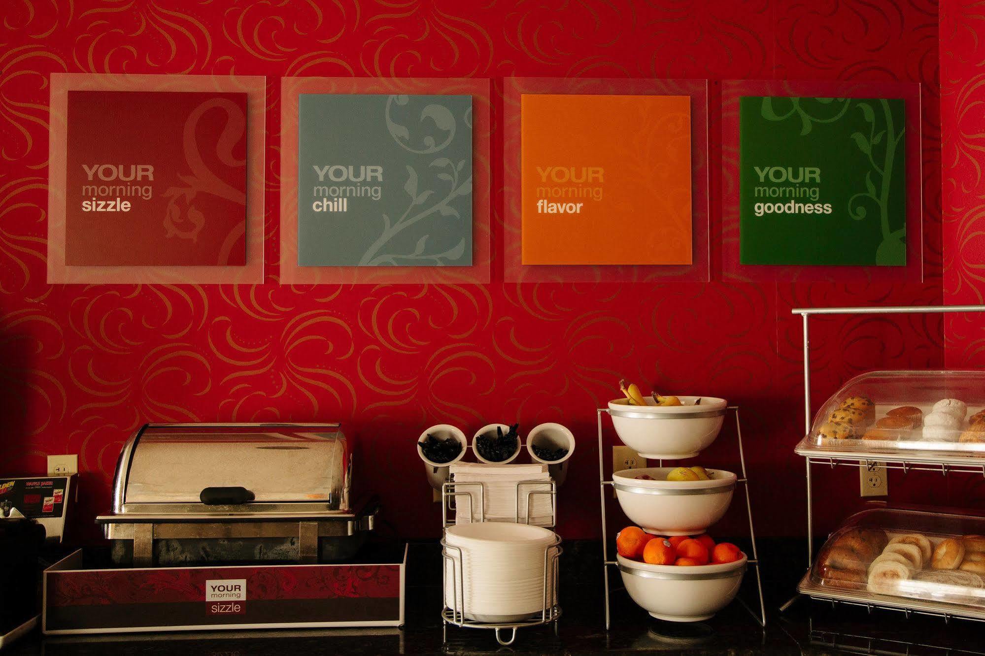 Comfort Inn & Suites Tunkhannock Buitenkant foto